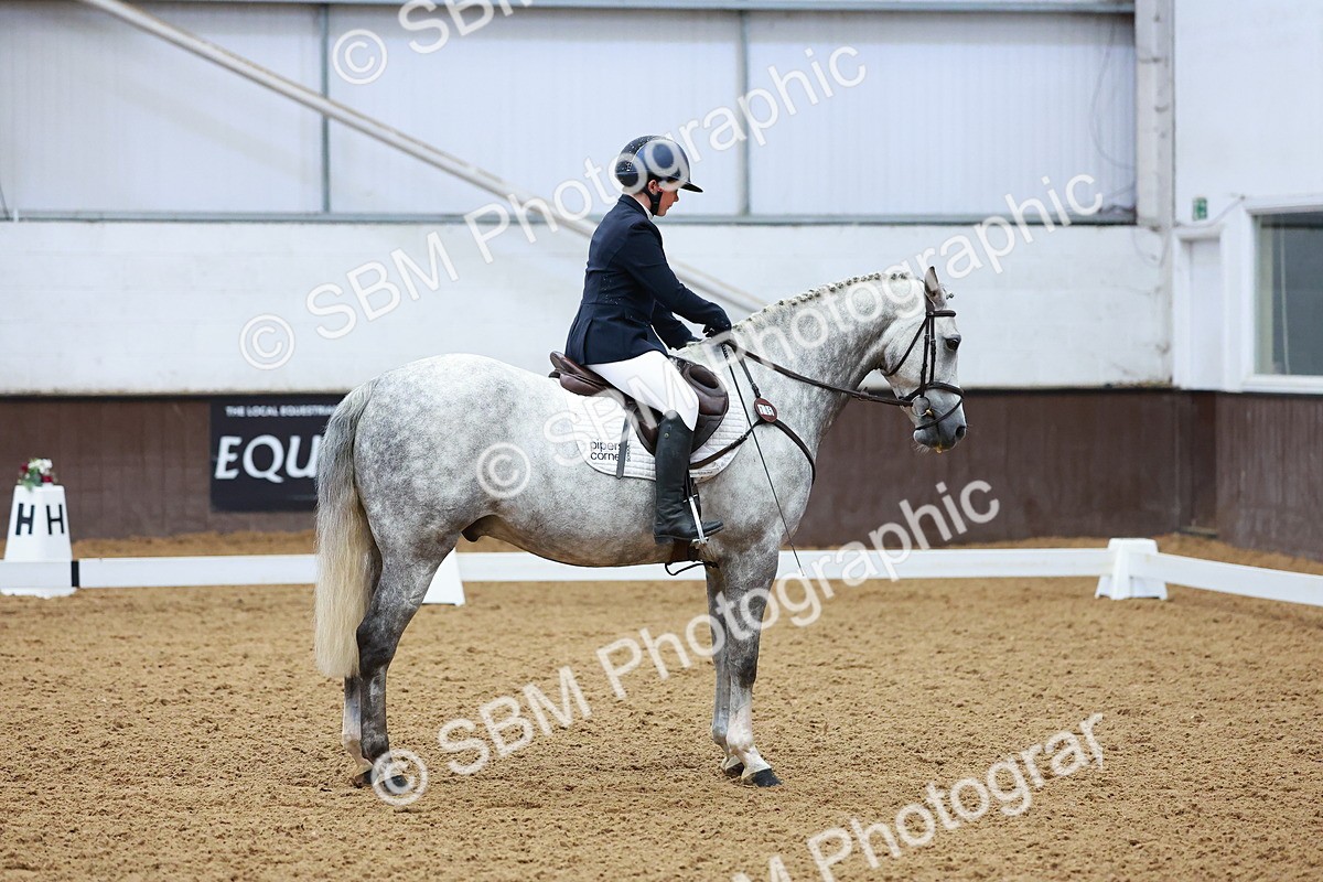 SBM_001053 - Class 12 - Novice 2