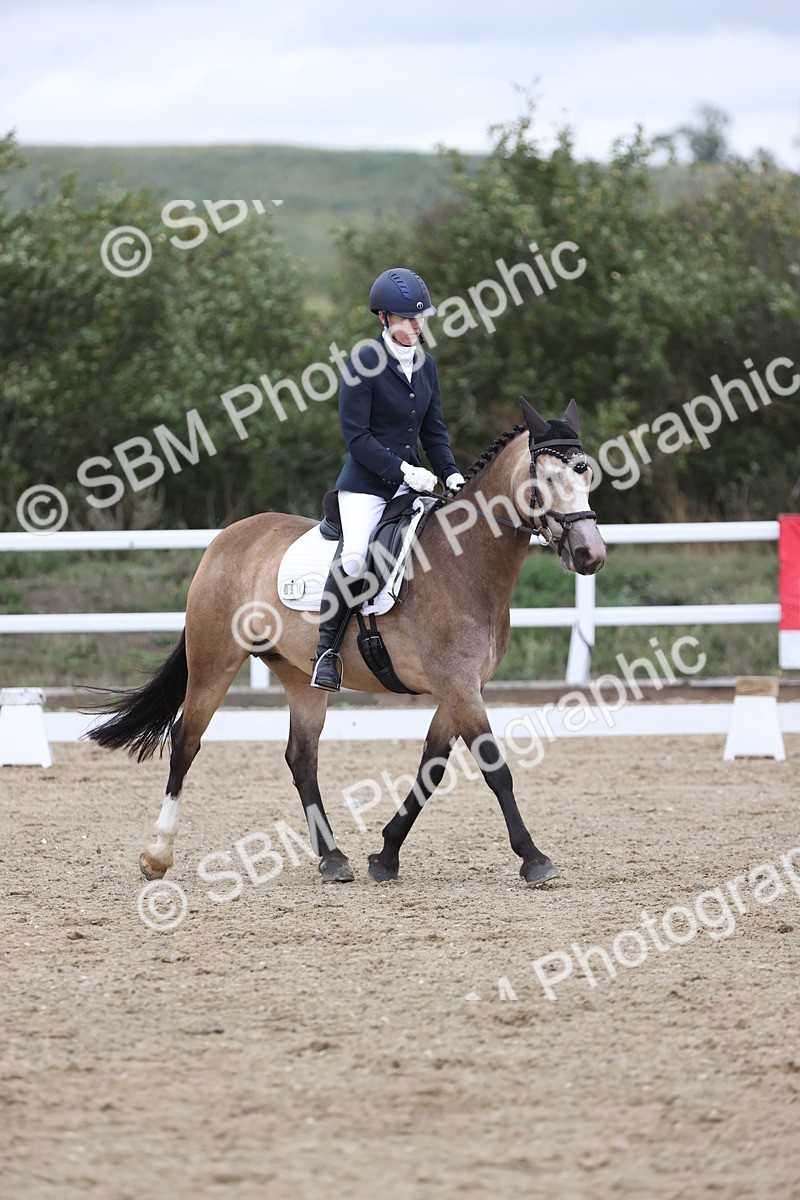 SBM_004248 - Class 9 - Novice 3 Champs