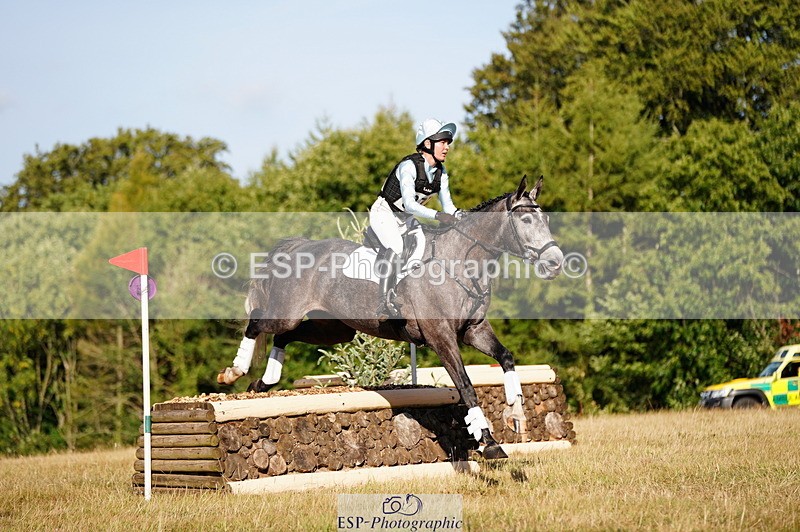 250803A-181722-18913 - S-875-Laura.Noon-VAN.DER.VALK