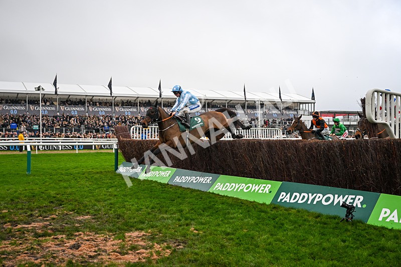 151125-Race 4-Theatre Native-3413 - Race 4