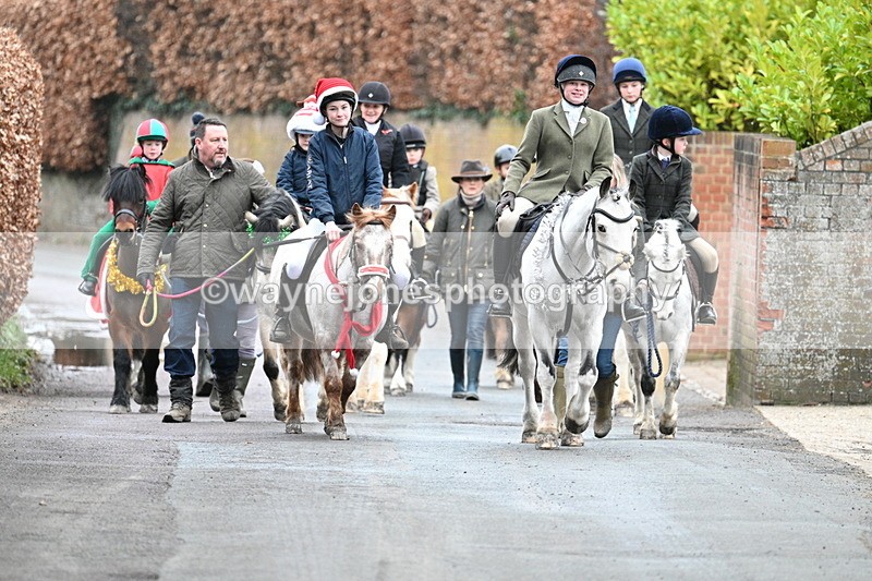 WJ7_1084 - Pub Corner