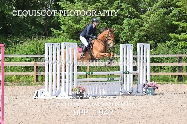 BPP_1942 - CLASS 18 SUN British Novice/ 90cm Open