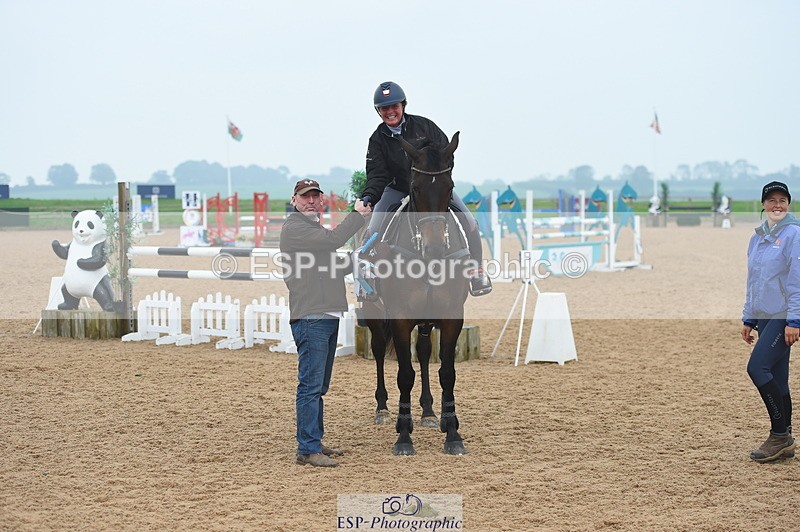 230916A-161238-05549 - Cls 18 Snr 95cm Derby