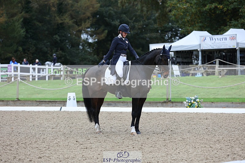 241024-094946-01166 - 130-Imogen.White-BE.TOUCHABLE