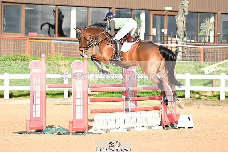 241023A-151208-01127 - Cls 5 Foxhunter and 1.20m Open