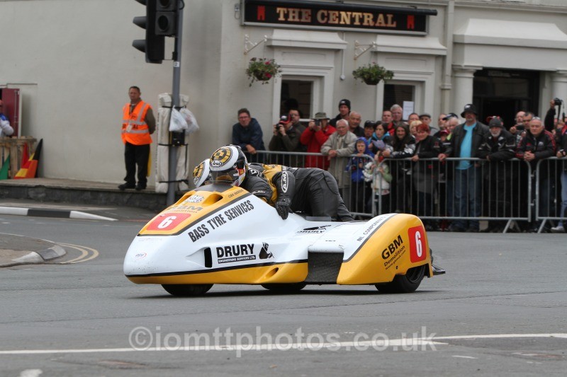 Gary Bryan & Jamie Winn - Sure Sidecar Race 2