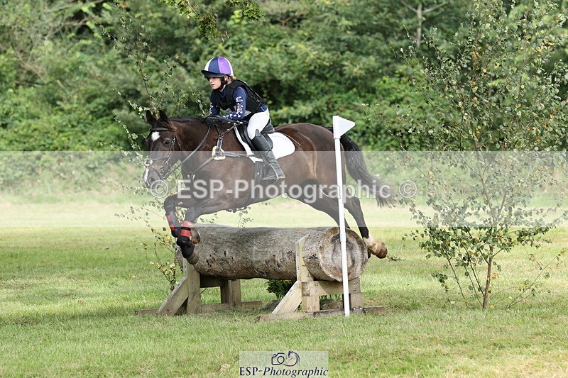 240825X-102240-31572 - 70cm XC 10.00 to 11.00