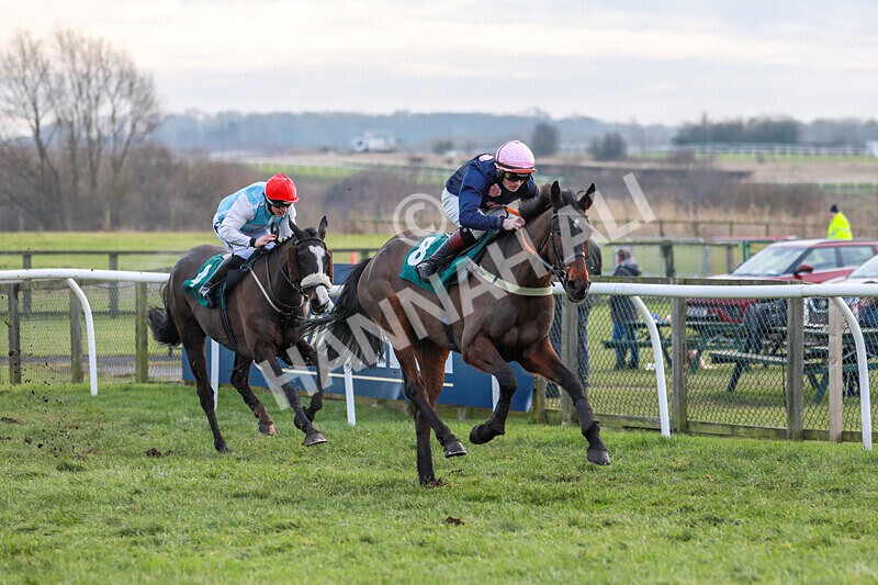 220125-Race 3-Emotional Roller-3656 - Race 3