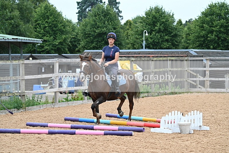 WJ7_7780 - Poles 10:00am