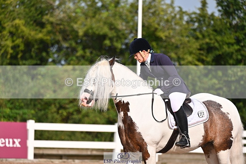 240817A-094212-06701 - 212-Emma.Lomas-My.last.rolo