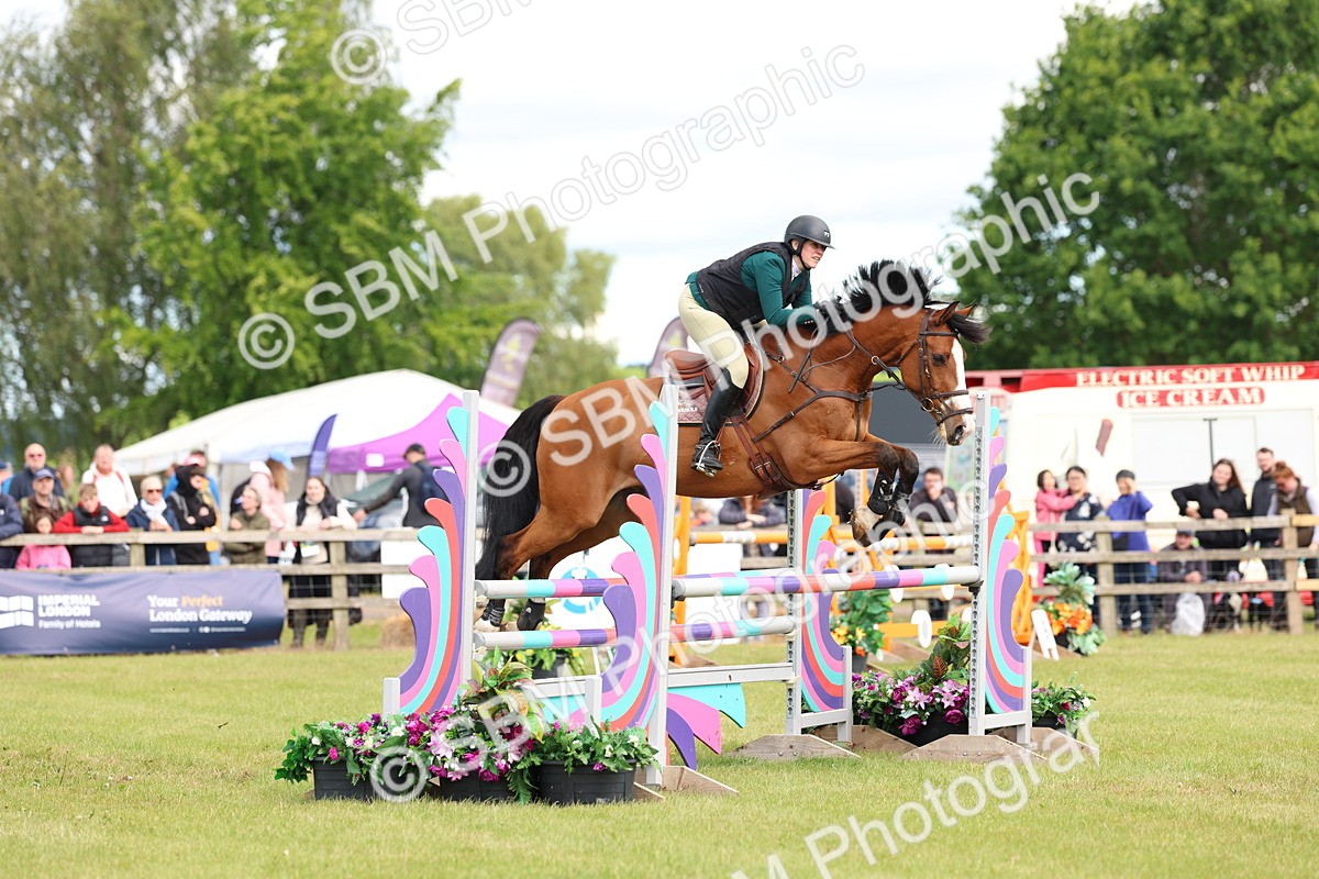SBM_13439 - Class 206 - Senior Newcomers - 1.10m Open