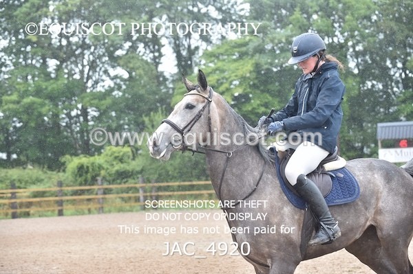 JAC_4920 - CLASS 16 SUN Senior Newcomers/ 1.10m Open