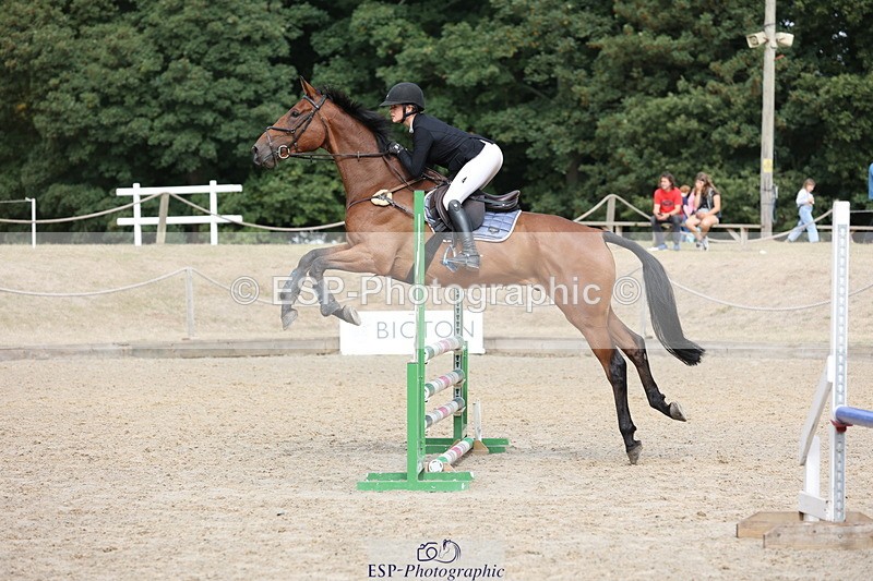 250829A-110139-01272 - Cls 7 British Novice and 90cm