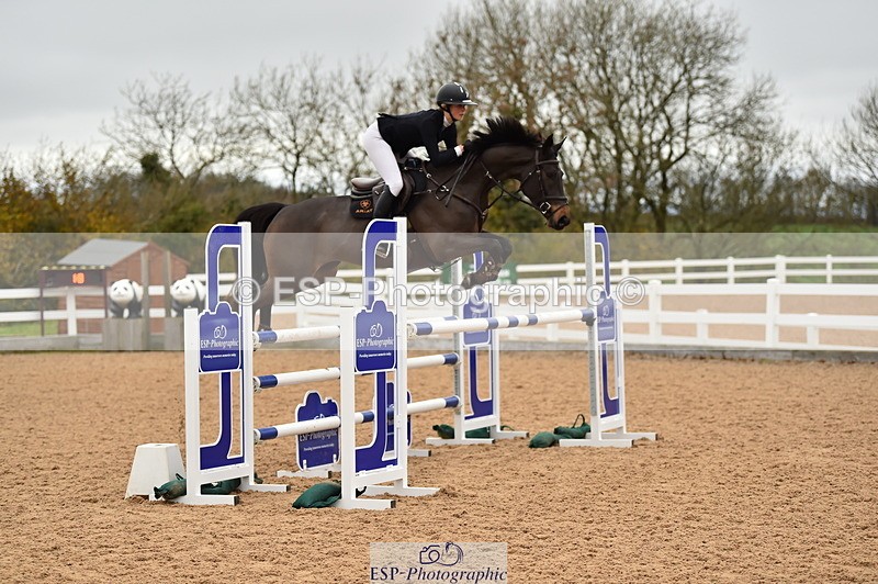 231122A-133852-00467 - Cls 5 Foxhunter & 1.20m Open