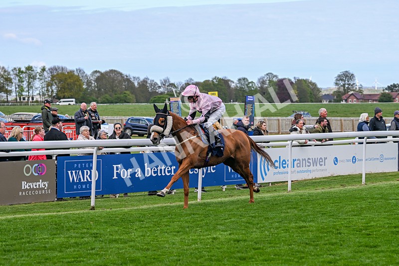 240425-Race 5-Two B Tanned-1550 - Race 5