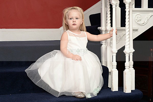 Si  Robyn Wedding 2 058 - Wedding Picture Samples