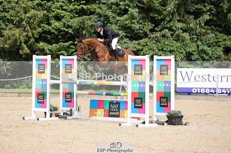 240711-154312-29093 - Cls 124 Foxhunter