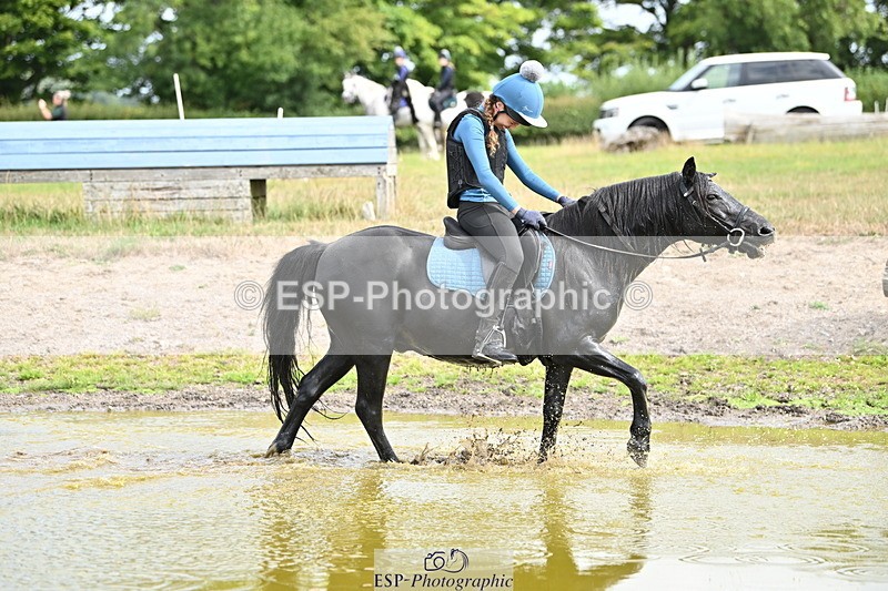 250821B-111548-00241 - Group B - Danielle