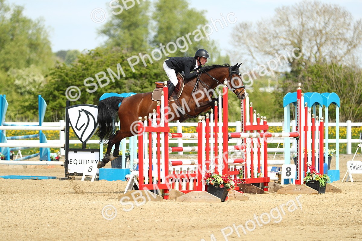 SBM_001258 - Class 5 - Senior Foxhunter 1.20m