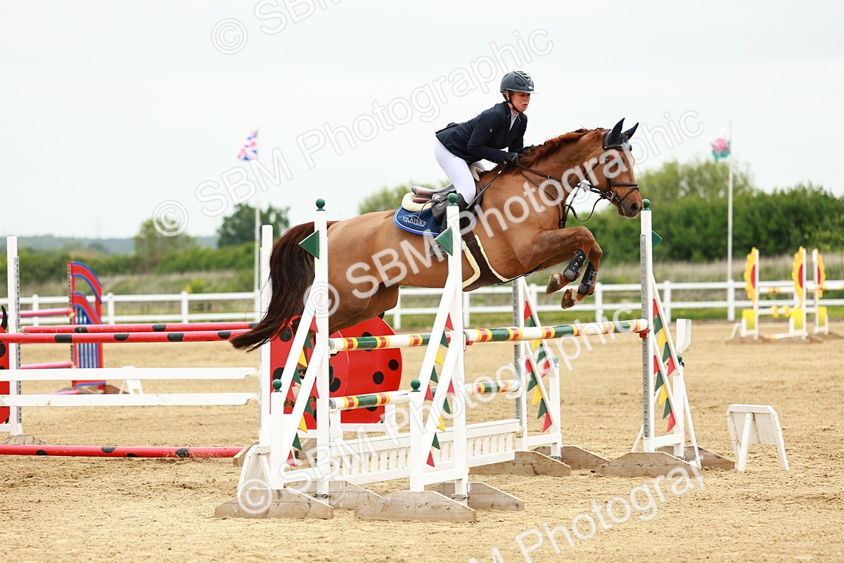 SBM_000988 - Class 5 - Senior Foxhunters - 1.20m