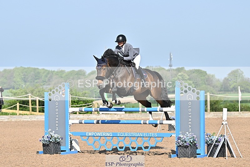 240509A-092014-00524 - Cls 8 Foxhunter