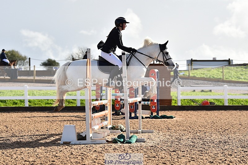 231029A-105228-02830 - Pony Discovery & 90cm Open