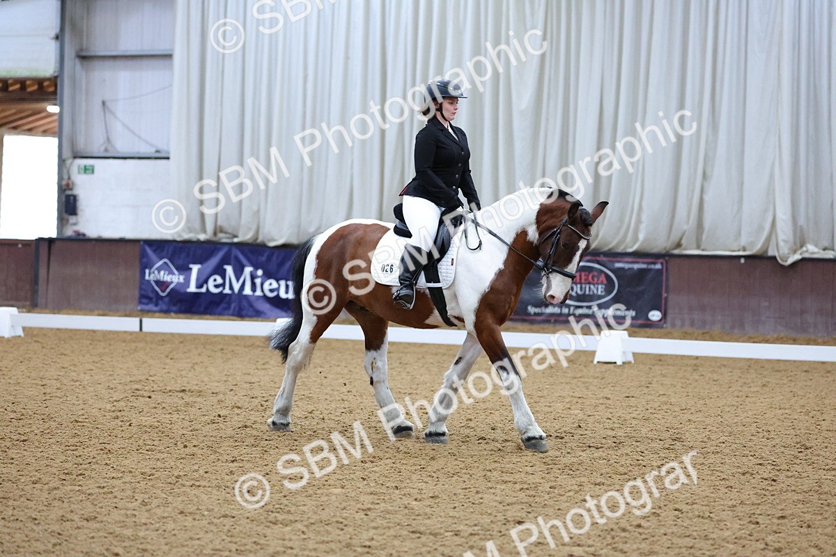 SBM_000139 - Class 2 - Intro 3 Championship - 8.51-9.47
