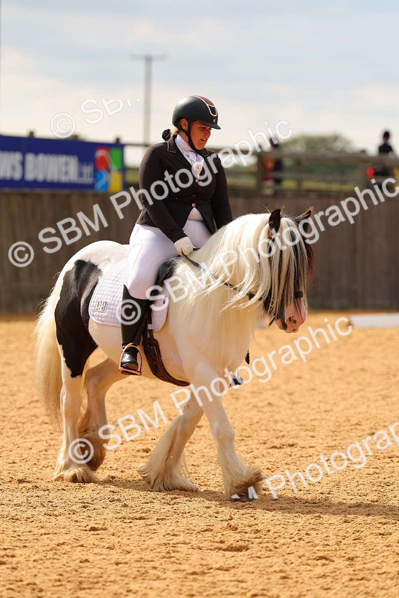SBM_47439 - D6 - Small Tour Championship - Intro C