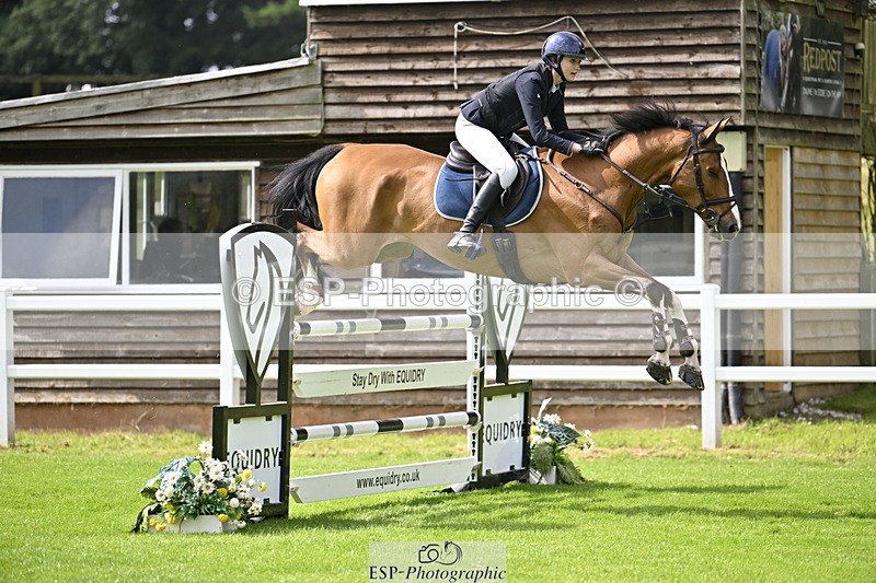 250613A-100332-00262 - Cls 1 Snr Newcomers and 1.10m Open