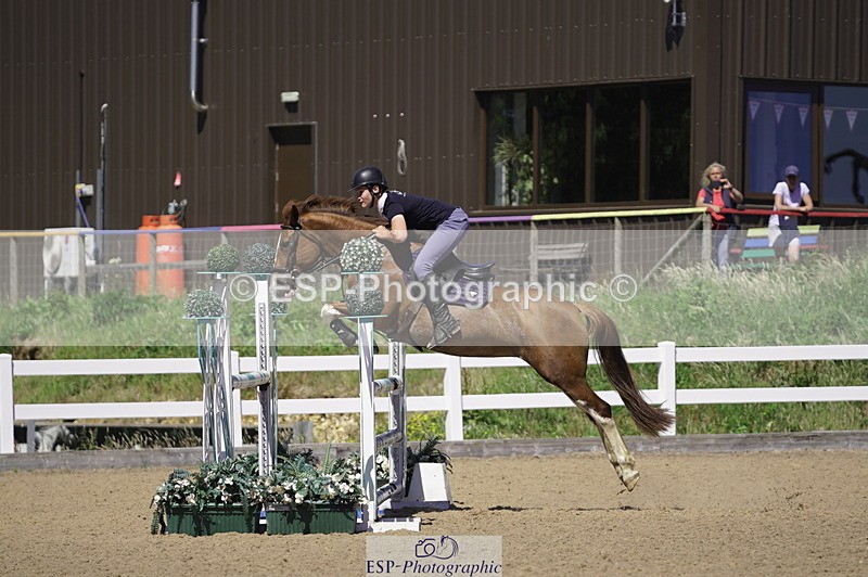 230624A-151518-02172 - Cls 26 Pony Foxhunter & 1.10m Open