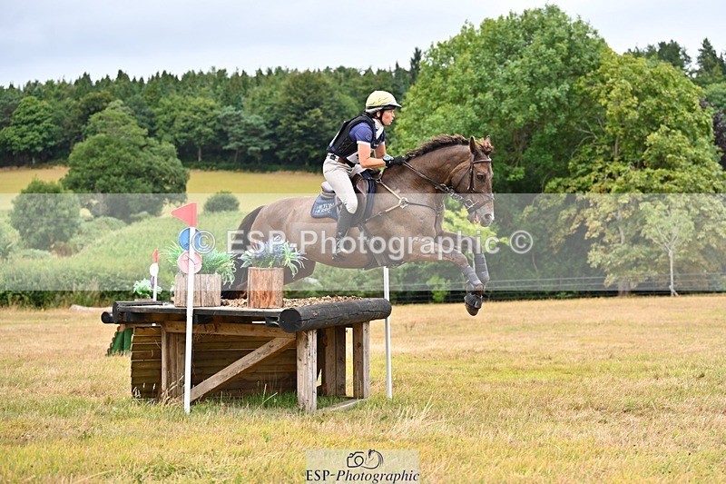 250803A-110856-10810 - K-463-Kate.Jupp-TEMPLEBREADYS.ROYAL.SPIRIT