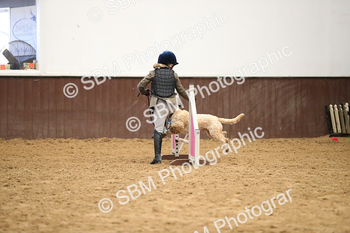 SBM_001102 - Class 3 - Horse & Hound