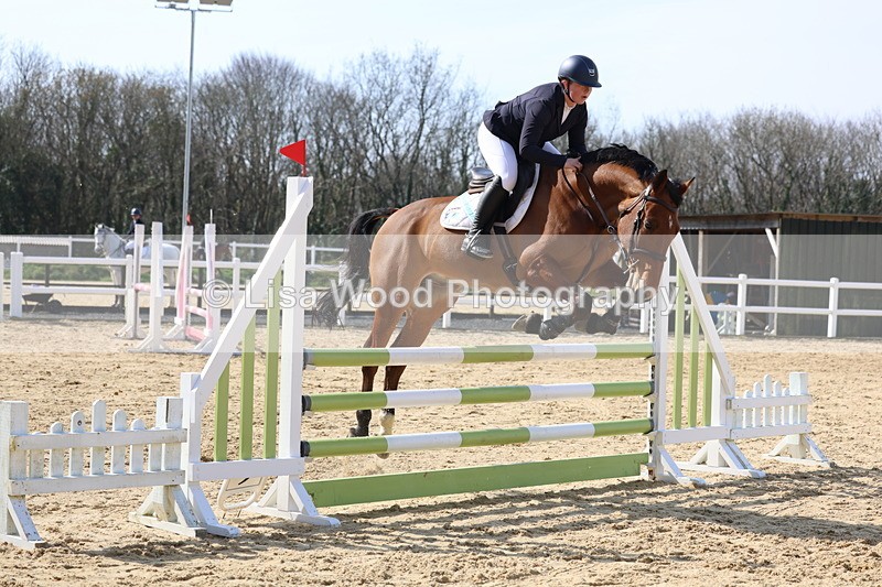 3E7A6458 - Class 4: Senior British Novice/90cm open