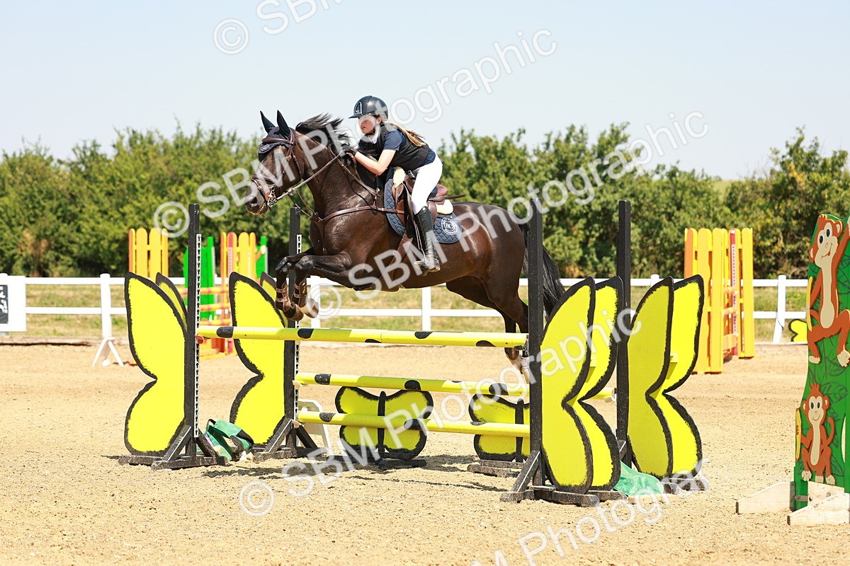 SBM_001358 - Class 4 - Senior Newcomers - 1.10m