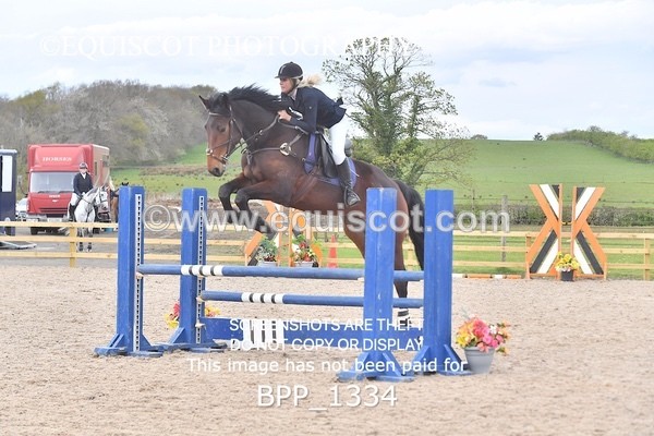 BPP_1334 - CLASS 15 SAT Senior BritiNovice/ 90cm Open