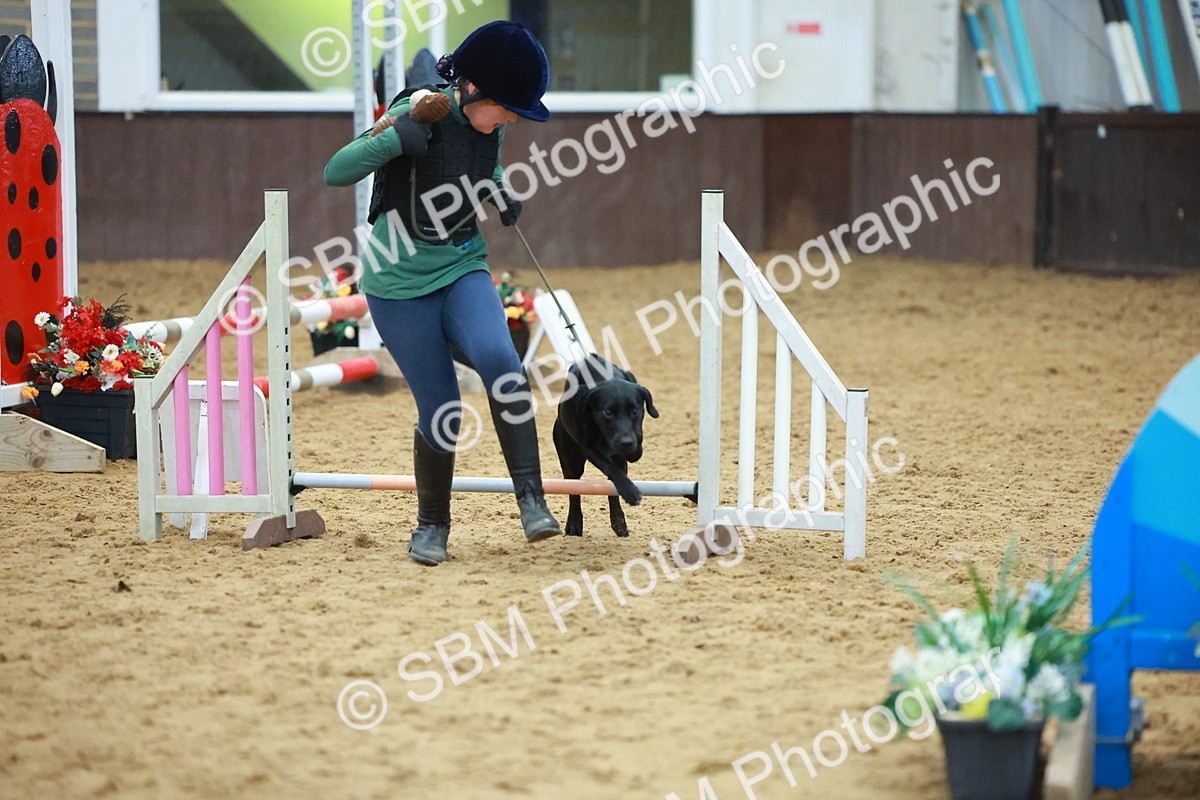 SBM_002378 - Class 3 - Horse & Hound (60cm)