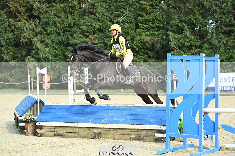 250309A-135816-01525 - Cls 03 90cm 13.50 to CW