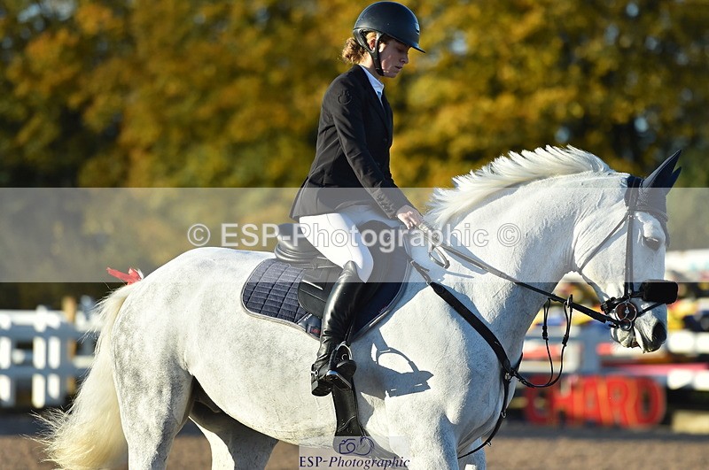 231111A-015756-01140 - Cls 8 Clear Round