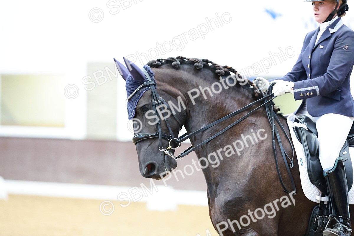 SBM_005864 - Class 3 - Medium 6 - 14.40-15.52