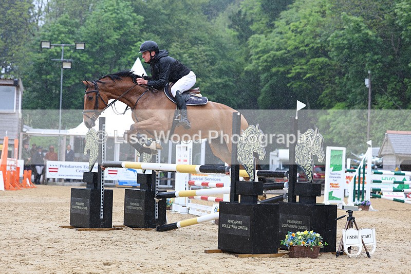 3E7A7069 - Class 7: Senior Newcomers/1.10m open