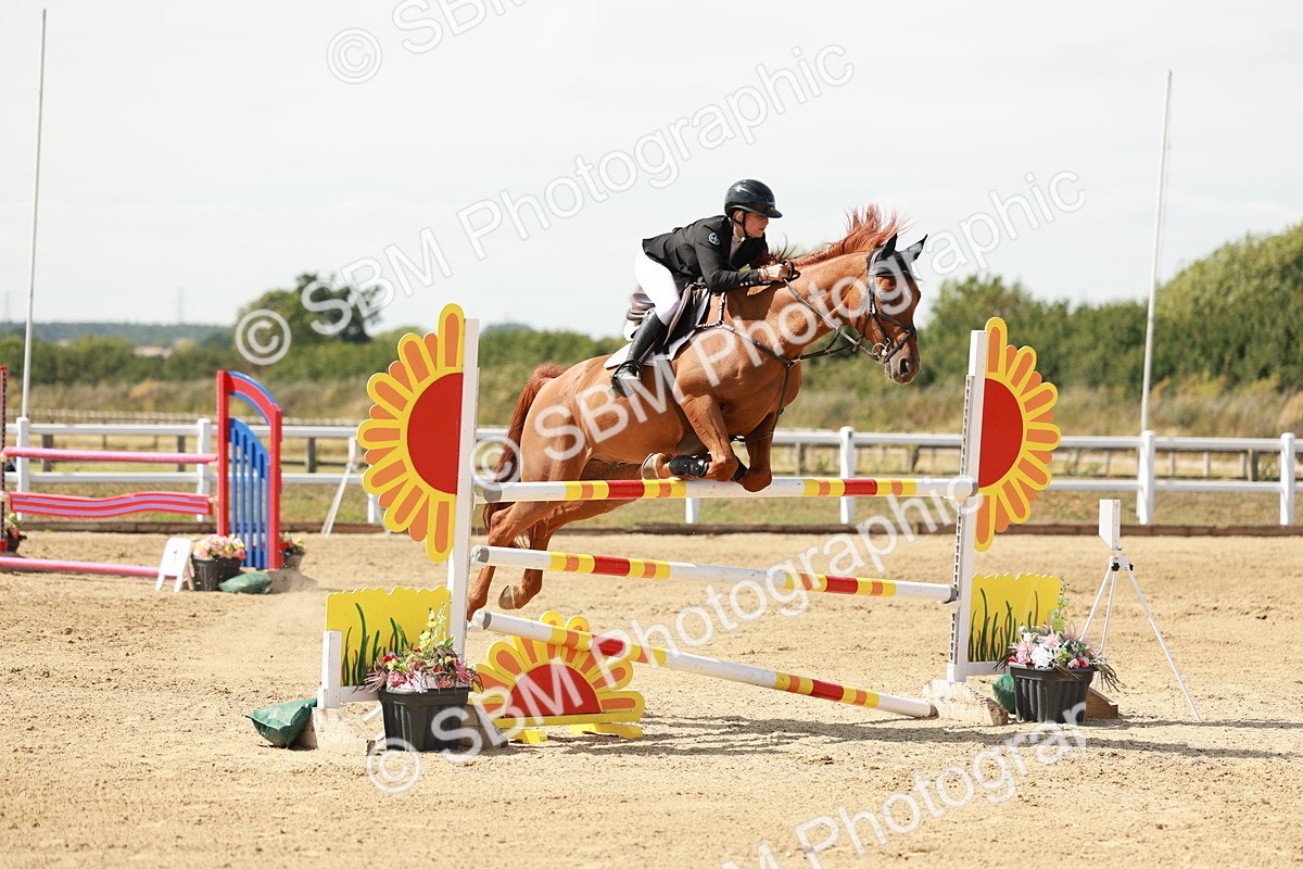 SBM_008008 - Class 4 - Senior Foxhunter - 1.20m Open
