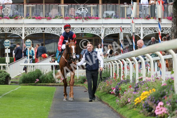 yr04092022r5-40 - Race 5 4.05pm Little Green Rascals Children's Nurseries Stakes