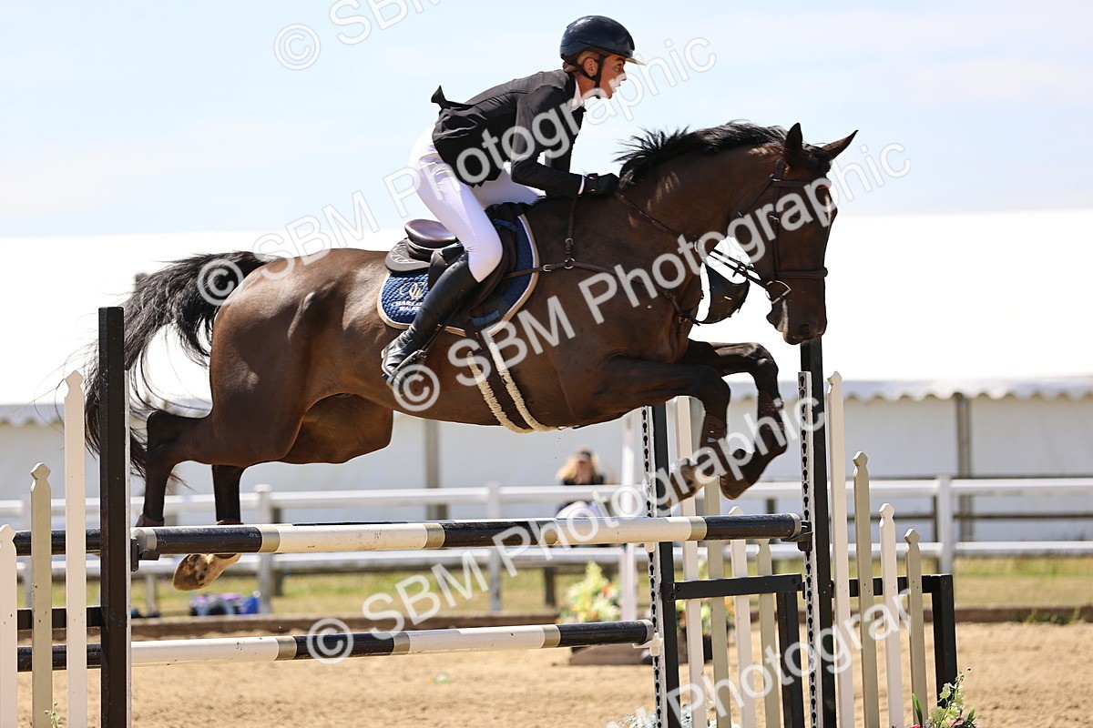 SBM_010174 - Class 9 - Senior Foxhunter - 1.20m Open