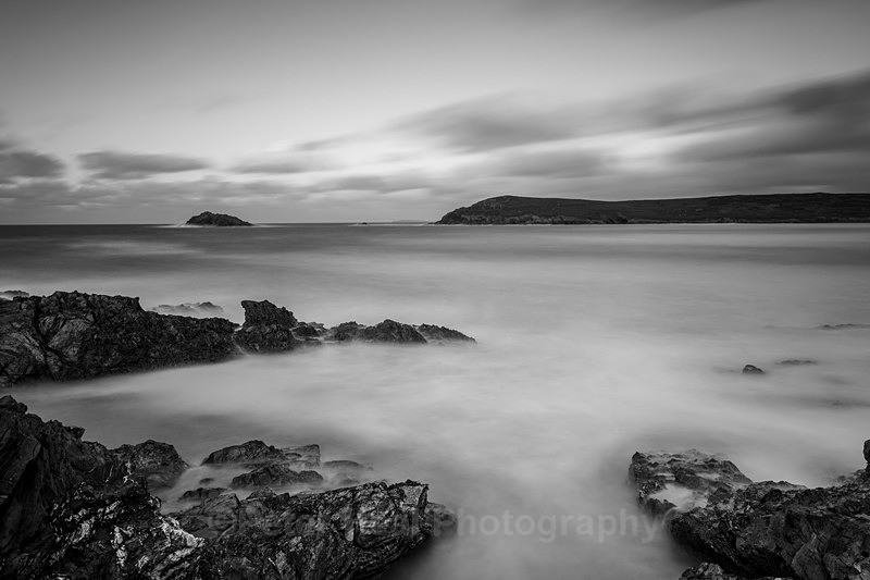 EF6A4992_Cornish Coast - Black & White