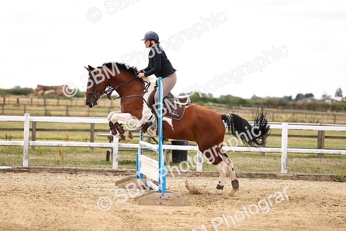 SBM_004165 - Class 3 -  Senior British Novice - 90m Open