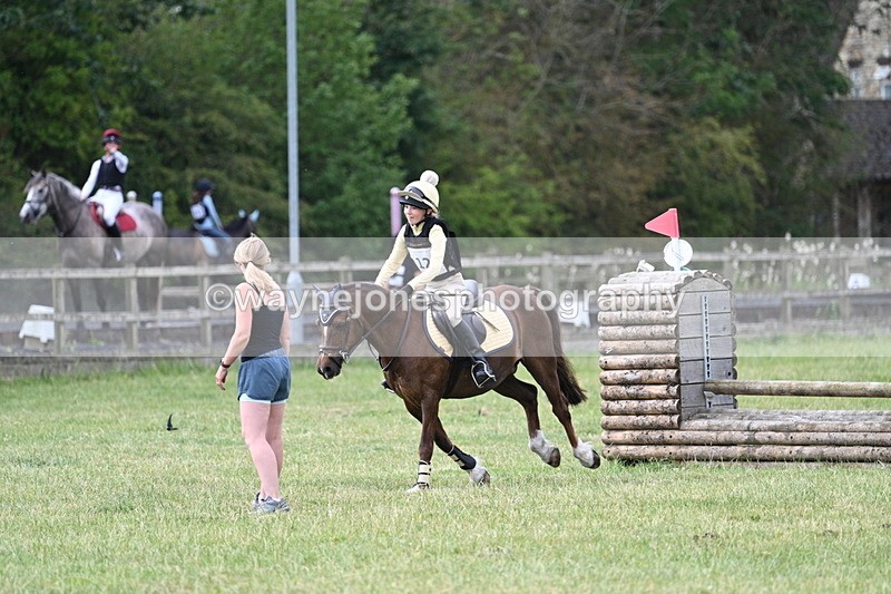 WJ7_4939 - 60cm XC Time 09:58 to 10:16