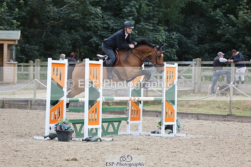 250705A-175036-16649 - Cls 37 1.05m Amateur Quali