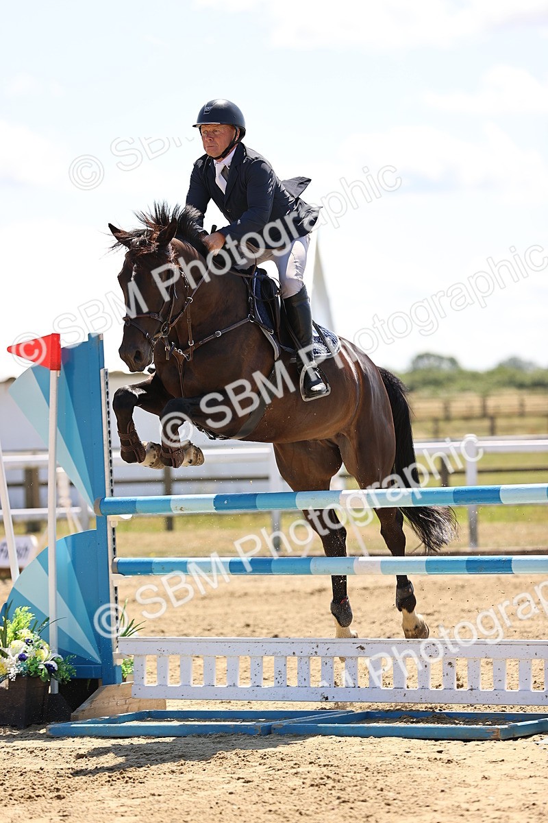SBM_014814 - Class 15 - Senior Newcomers - 1.10m Open