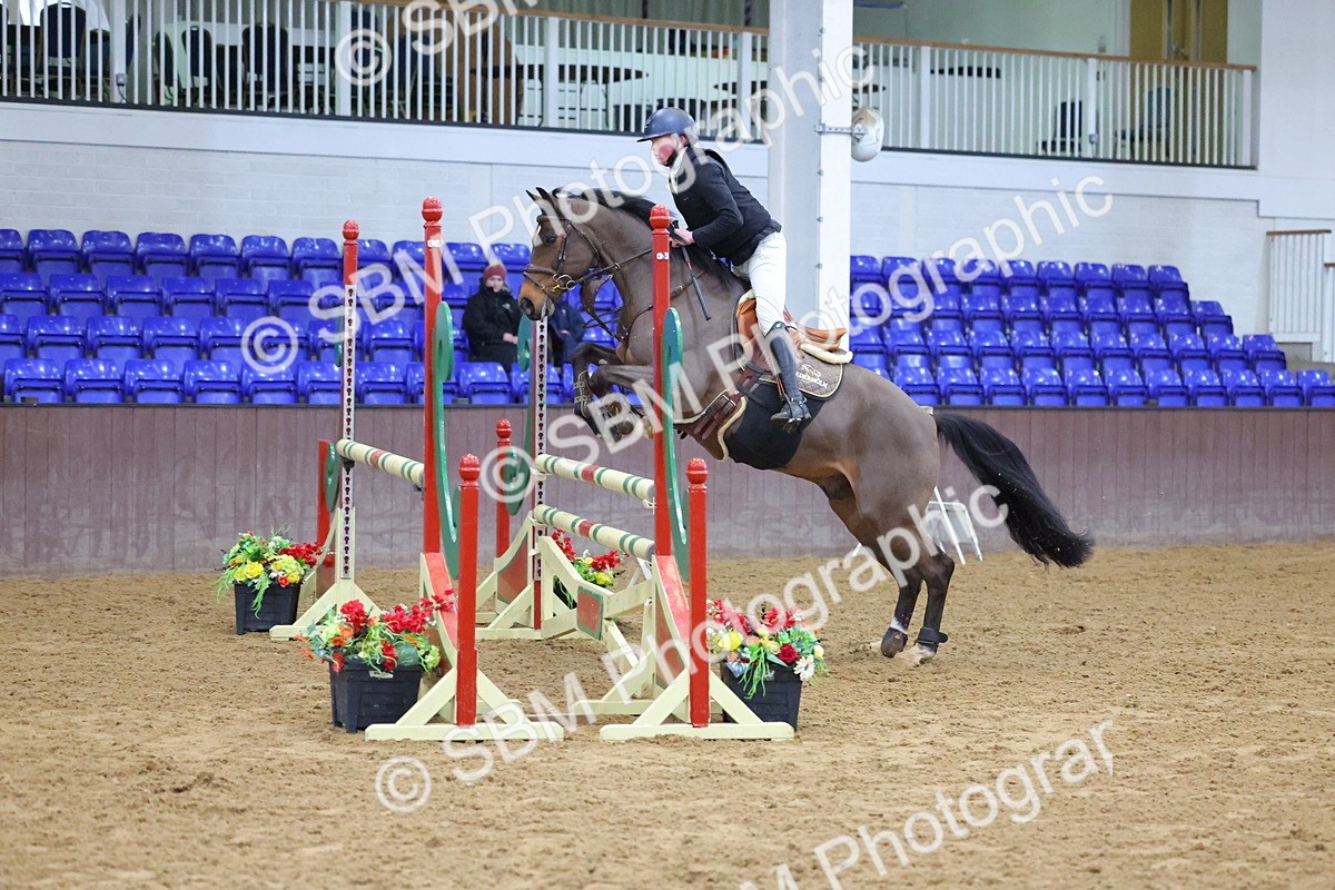 1I0A4835 - Class 9 - Senior Newcomers/ 1.10m Open