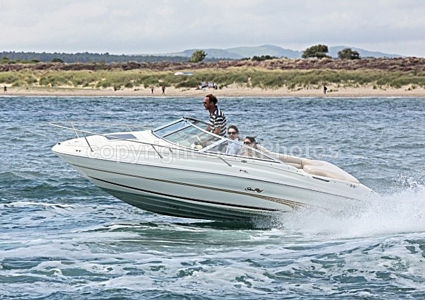 090823 SEA RAY IMG_1335 - Motorboats - Open